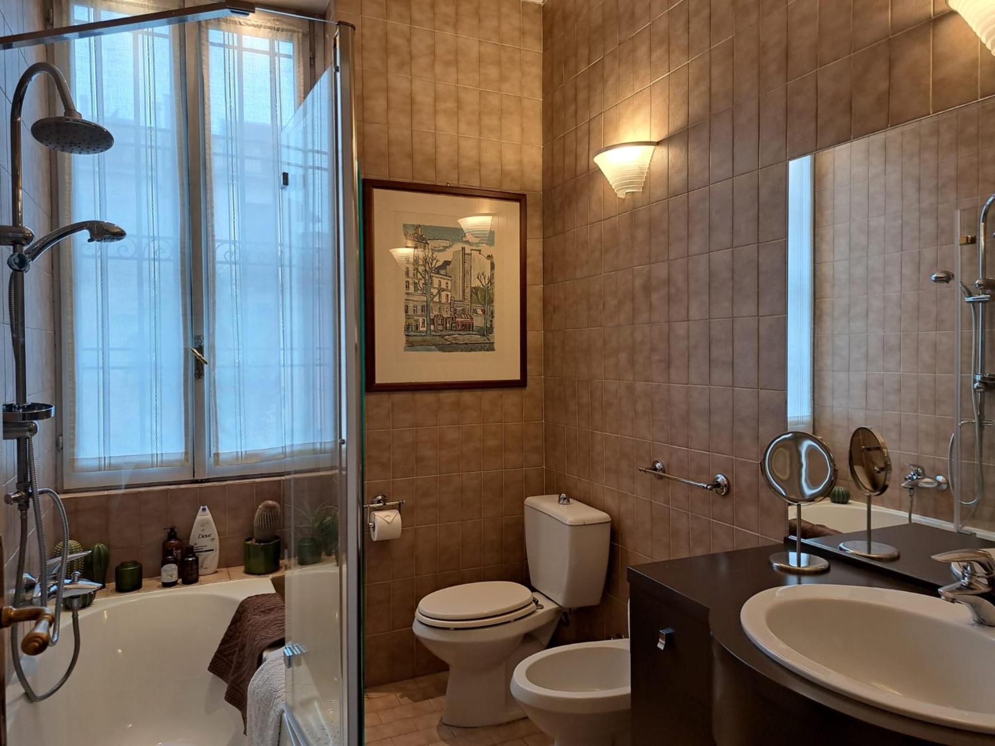 ميلان Casa Mari - Free Secure Parking, Breakfast, Private Bathroom, Wifi, Garden, Aircon, 3 Min Walk To Metro And Train Station المظهر الخارجي الصورة